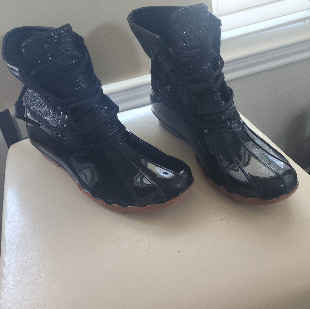 Women's Black Lace-Up Boots